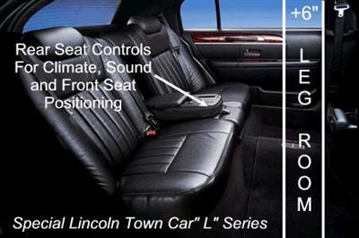 Sedan - Lincoln Town Car L