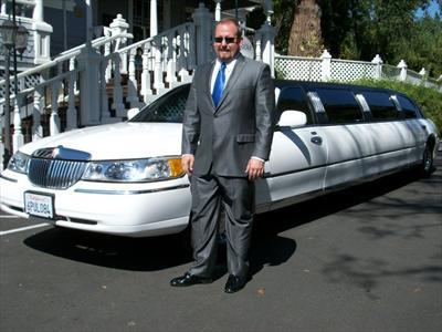 Stretch Limo - Lincoln Town Car