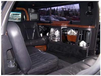 Stretch Limo - Lincoln Town Car