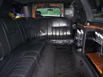 Stretch Limo - Lincoln Town Car