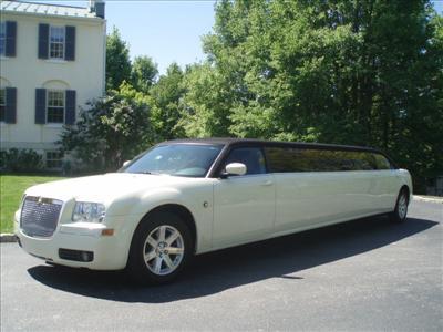 Stretch Limo - Chrysler 300