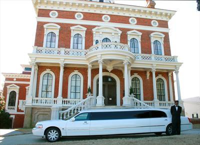 Stretch Limo - Lincoln Town Car