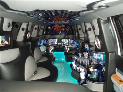 Stretch SUV - Chrysler Aspen