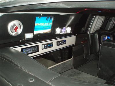 Stretch SUV - Cadillac Escalade