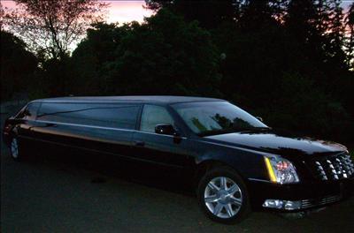 Stretch Limo - Cadillac DTS