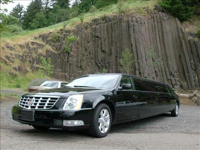 Stretch Limo - Cadillac DTS