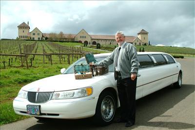 Stretch Limo - Lincoln Town Car