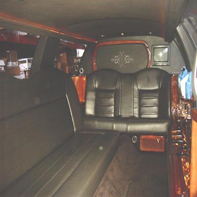 Stretch Limo - Lincoln Town Car