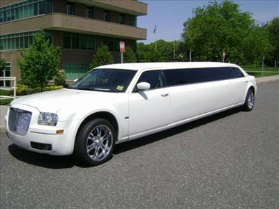 Stretch Limo - Chrysler 300