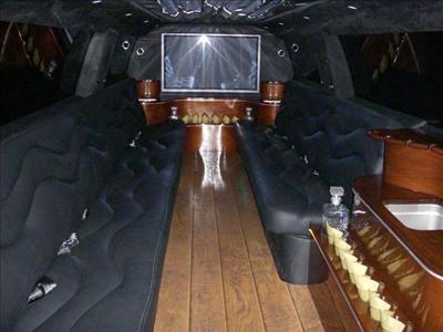Stretch SUV - Cadillac Escalade