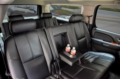 SUV - Chevrolet Suburban