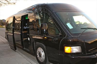 Mini-Bus - Limo / Party Style 