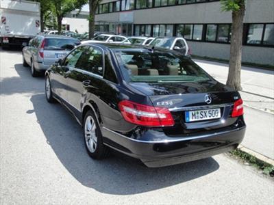 Luxury Sedan - Mercedes Benz E-Class
