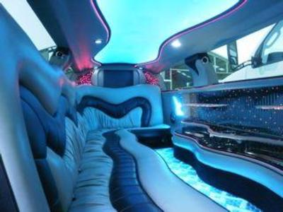 Stretch Limo - Cadillac DTS