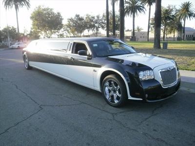 Stretch Limo - Chrysler 300