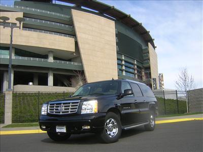 SUV - Cadillac Escalade ESV