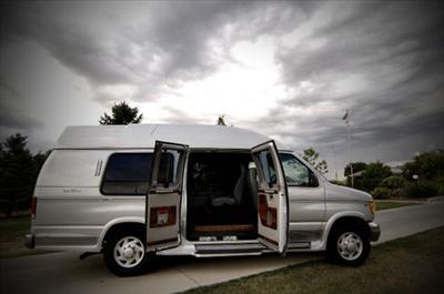 Van - Executive Van 