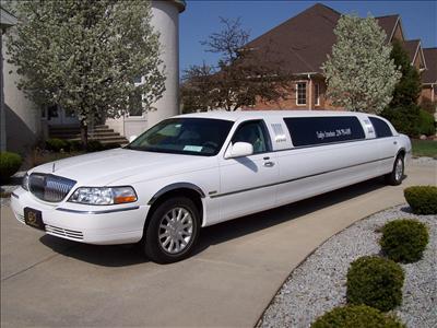 Stretch Limo - Lincoln Town Car