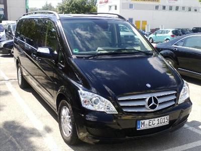Van - Mercedes Benz 