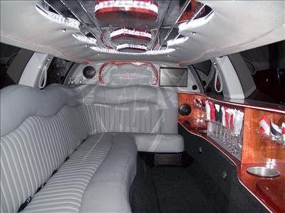 Stretch Limo - Lincoln Town Car