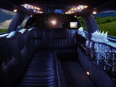 Stretch Limo - Lincoln Town Car