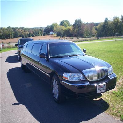 Stretch Limo - Lincoln Town Car