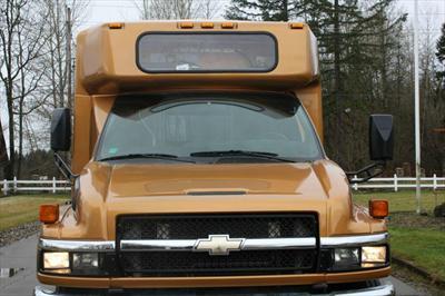Mini-Bus - Limo / Party Style 