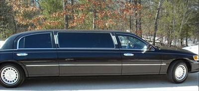 Stretch Limo - Lincoln Town Car