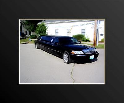 Stretch Limo - Lincoln Town Car