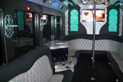 Mini-Bus - Limo / Party Style 