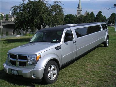 Stretch SUV - Dodge Durango