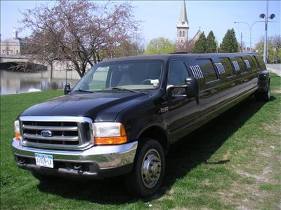 SUV - Ford Excursion