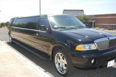 Stretch SUV - Lincoln Navigator