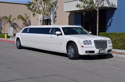 Stretch Limo - Chrysler 300