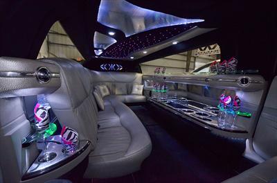 Stretch Limo - Chrysler 300