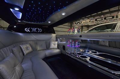 Stretch Limo - Chrysler 300
