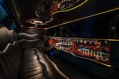 Stretch Limo - Lincoln Town Car