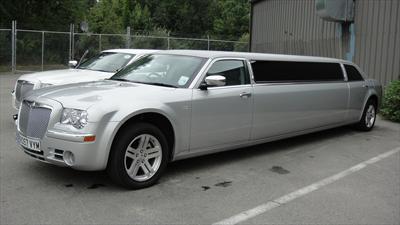 Stretch Limo - Chrysler 300