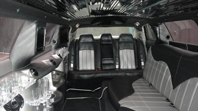 Stretch Limo - Chrysler 300