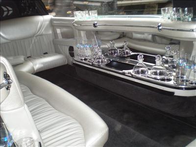 Stretch Limo - Chrysler 300