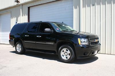 SUV - Chevrolet Suburban