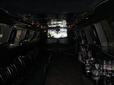 Stretch SUV - Lincoln Navigator