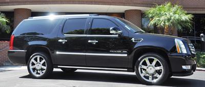 SUV - Cadillac Escalade ESV