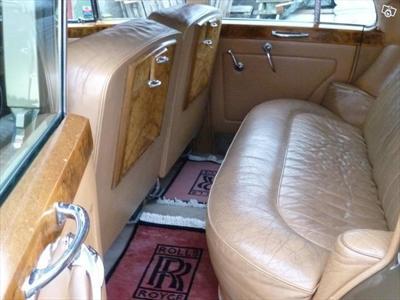 Stretch Limo - Rolls Royce Silver Cloud
