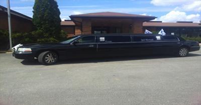 Stretch Limo - Lincoln Town Car
