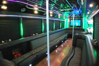 Mini-Bus - Limo / Party Style 
