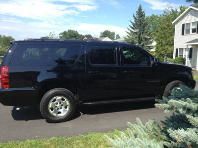 SUV - Chevrolet Suburban