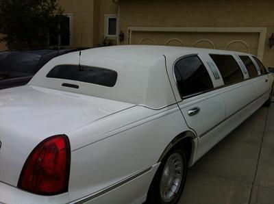 Stretch Limo - Lincoln Town Car