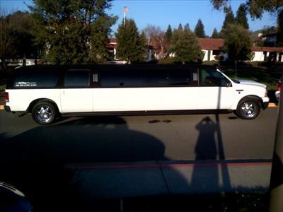 Stretch SUV - Ford Excursion