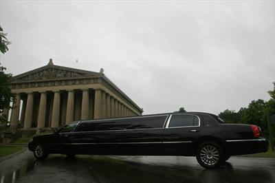 Stretch Limo - Lincoln Town Car